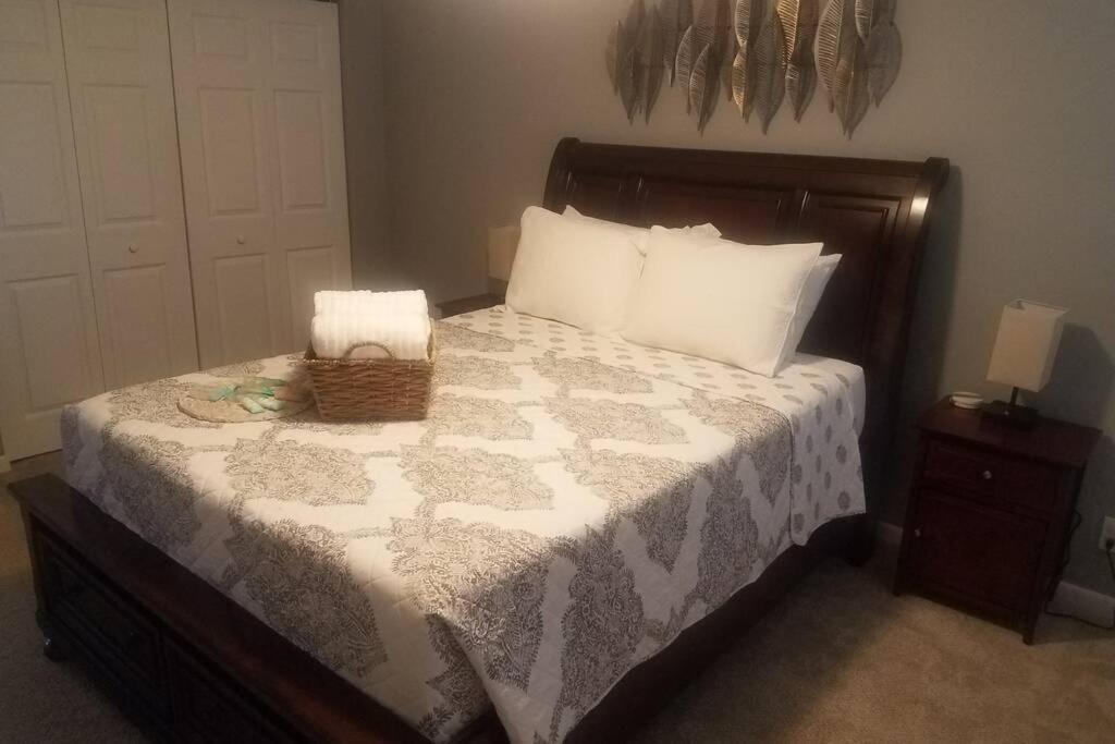 Cozy 3 Bed 2.5 Bath Located Near Busch Gardens Tampa Exterior photo